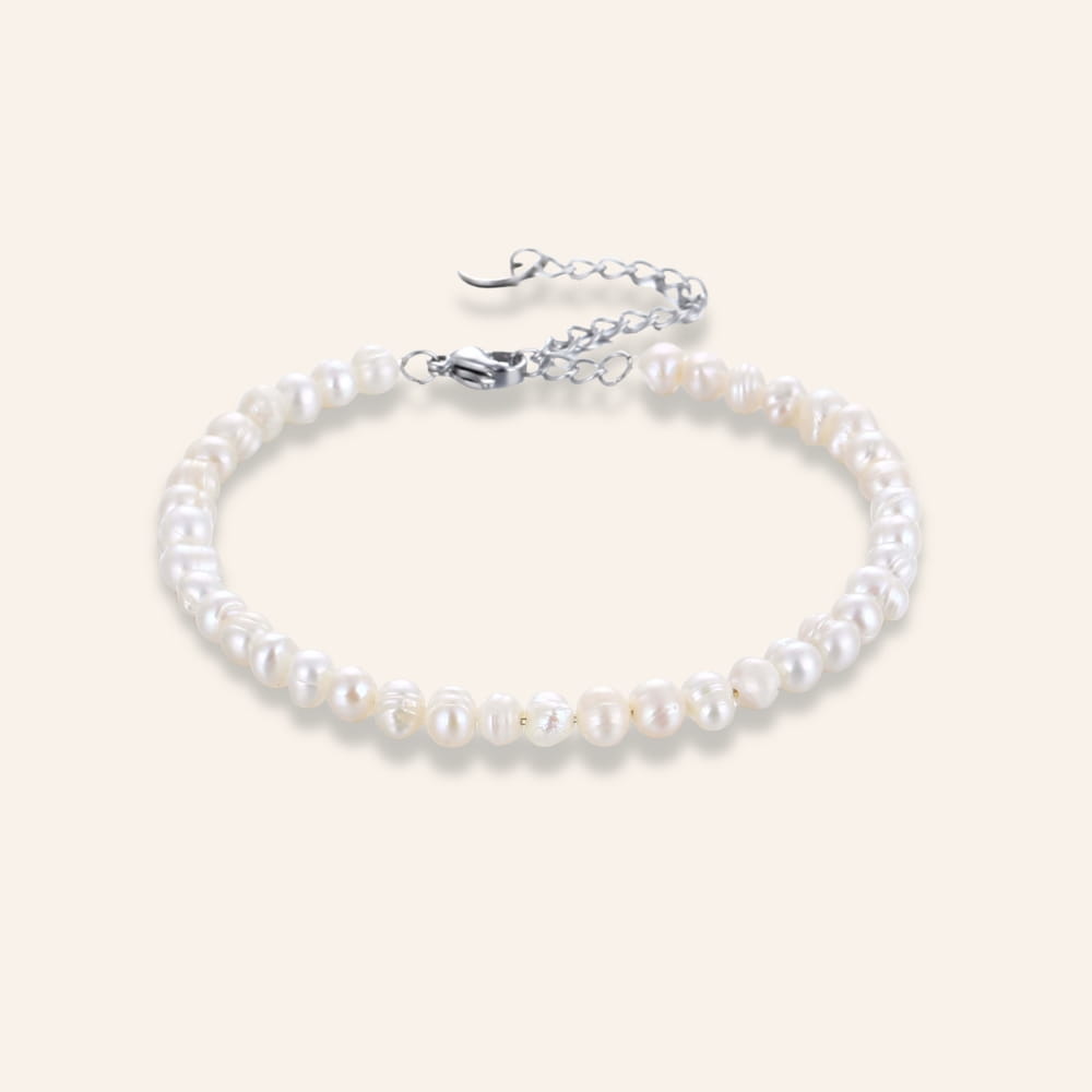 Pearl Bracelet with Charm
