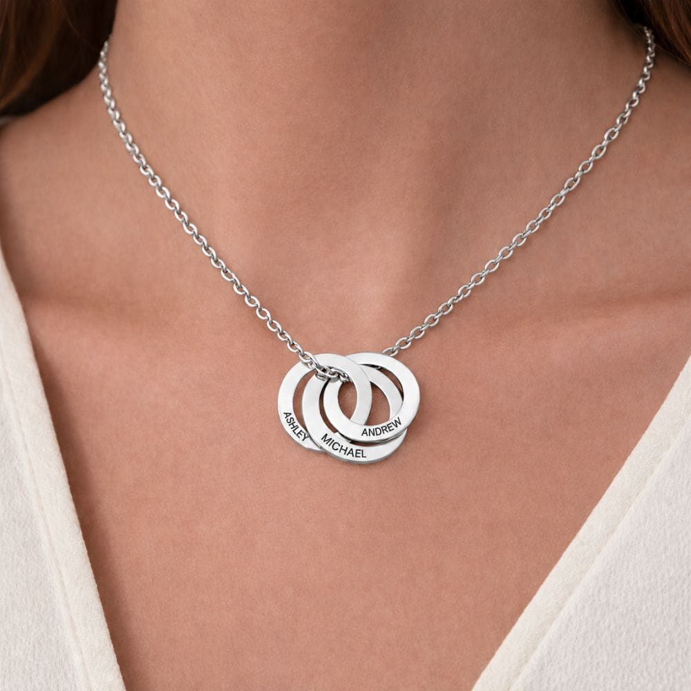 Interlocking Name Circle Necklace